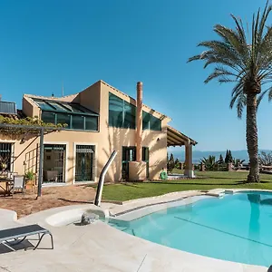 https://monk-villa-saguaro.1costadelsol.com