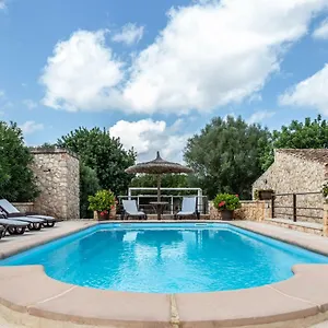 https://finca-son-moix-manacor-mallorca-07500.allmallorcahotels.com